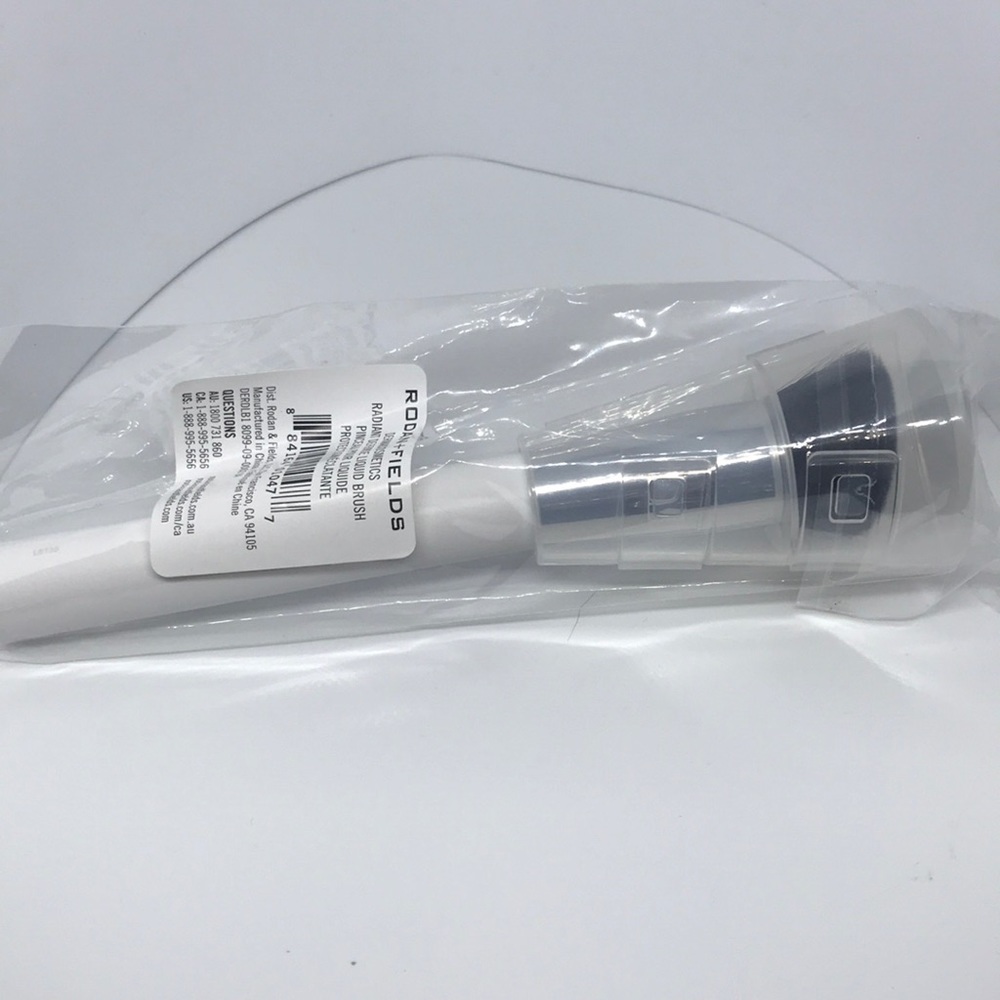 Rodan + Fields Radiant Defense Liquid Brush